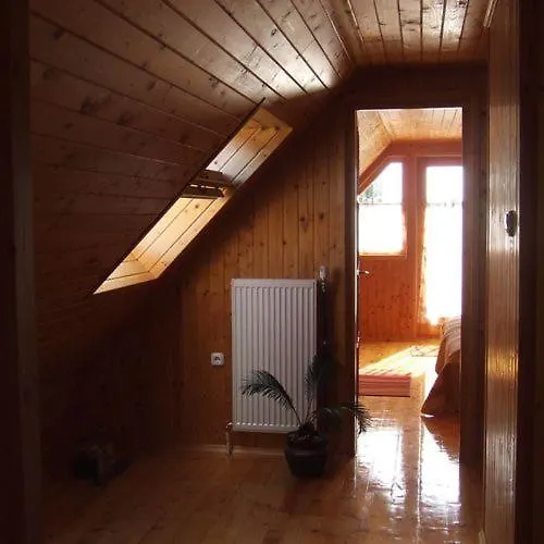 Apartament Giulia Vendeghaz Verpelét
