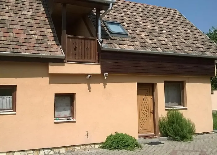 アパート Giulia Vendeghaz *